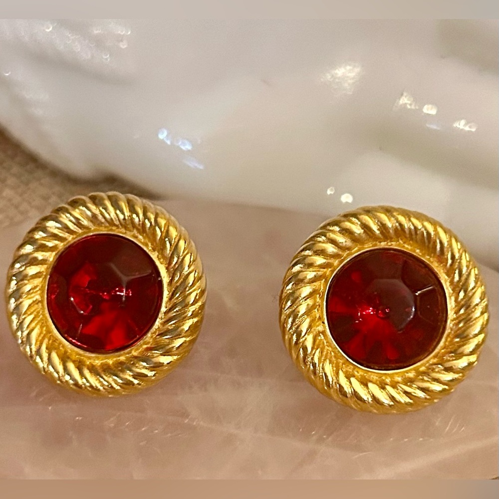 Vintage Trifari Gold-tone Red Lucite Earrings Pierced